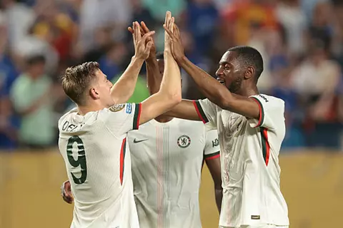 مباراة داخل غرفة فندقية.. ماذا قالت الصحف الإنجليزية عن ثلاثية تشيلسي أمام الترجي؟